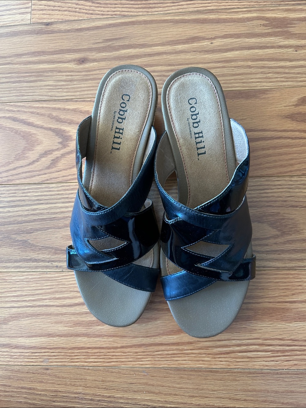 Cobb Hill by New Balance Black Patent Slip-On Mules